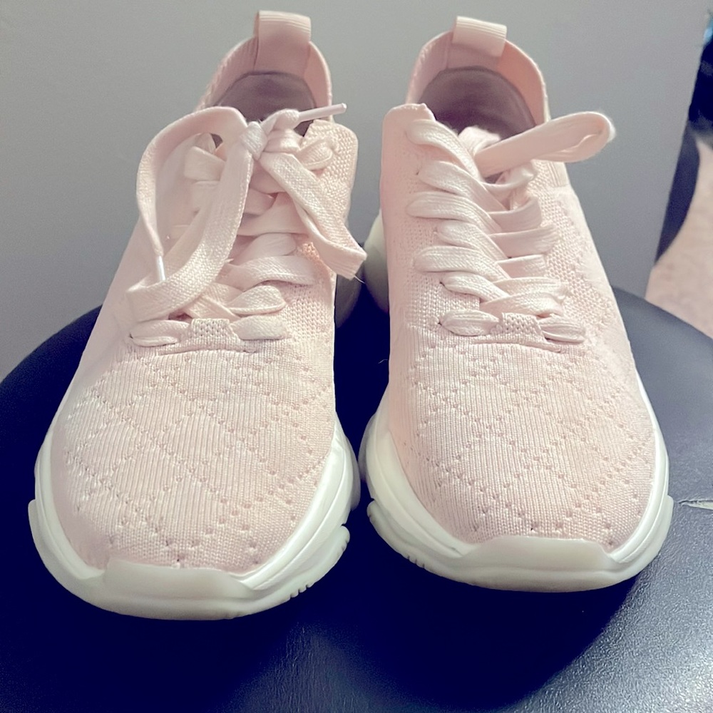 Steve Madden Comfy Shoes